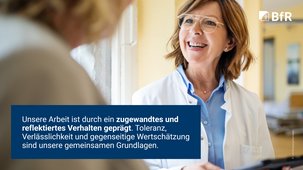 Unsere Arbeit ist durch ein zugewandtes und reflektiertes Verhalten geprägt. Toleranz, Verlässlichkeit und gegenseitige Wertschätzung sind unsere gemeinsamen Grundlagen.