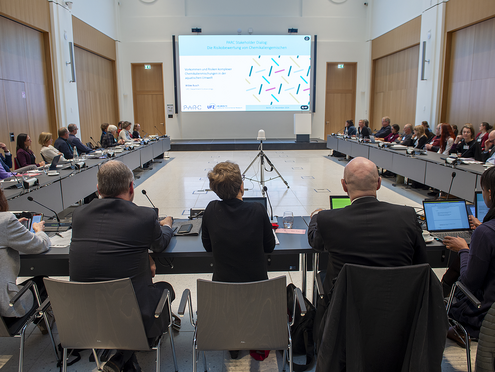 [Translate to Englisch:] 2. Deutscher PARC-Stakeholder-Dialog „Risikobewertung von Chemikaliengemischen“ am 27. November 2024 in Berlin
